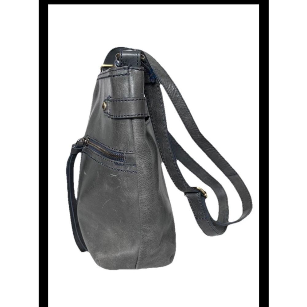 Born grey leather crossbody handbag front back and inside pockets - Picture 4 of 10